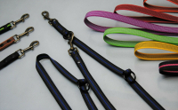 Bullyzei Leine gummiert 3-fach verstellbar 2m x 20mm , Antik-Messing Karabiner